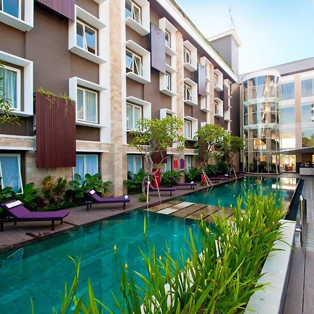 Отель Quest San Denpasar By Aston Экстерьер фото